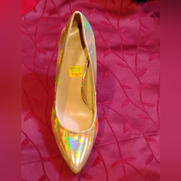 EXPRESSION - Picture 1 of 1